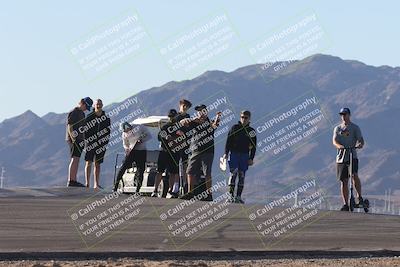 media/Oct-30-2025-Racers Edge (Thu) [[dabbdaf680]]/1-Around the Pits- Track Walk/